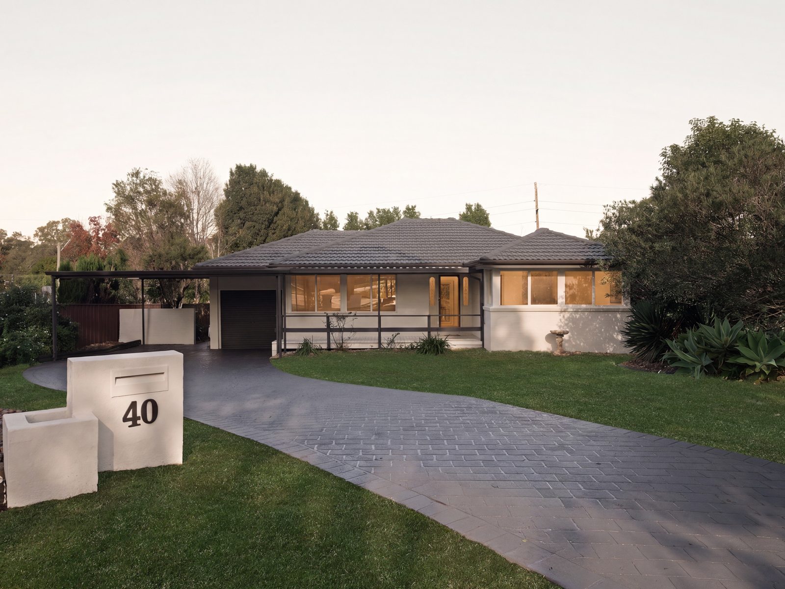 40 Balook Crescent