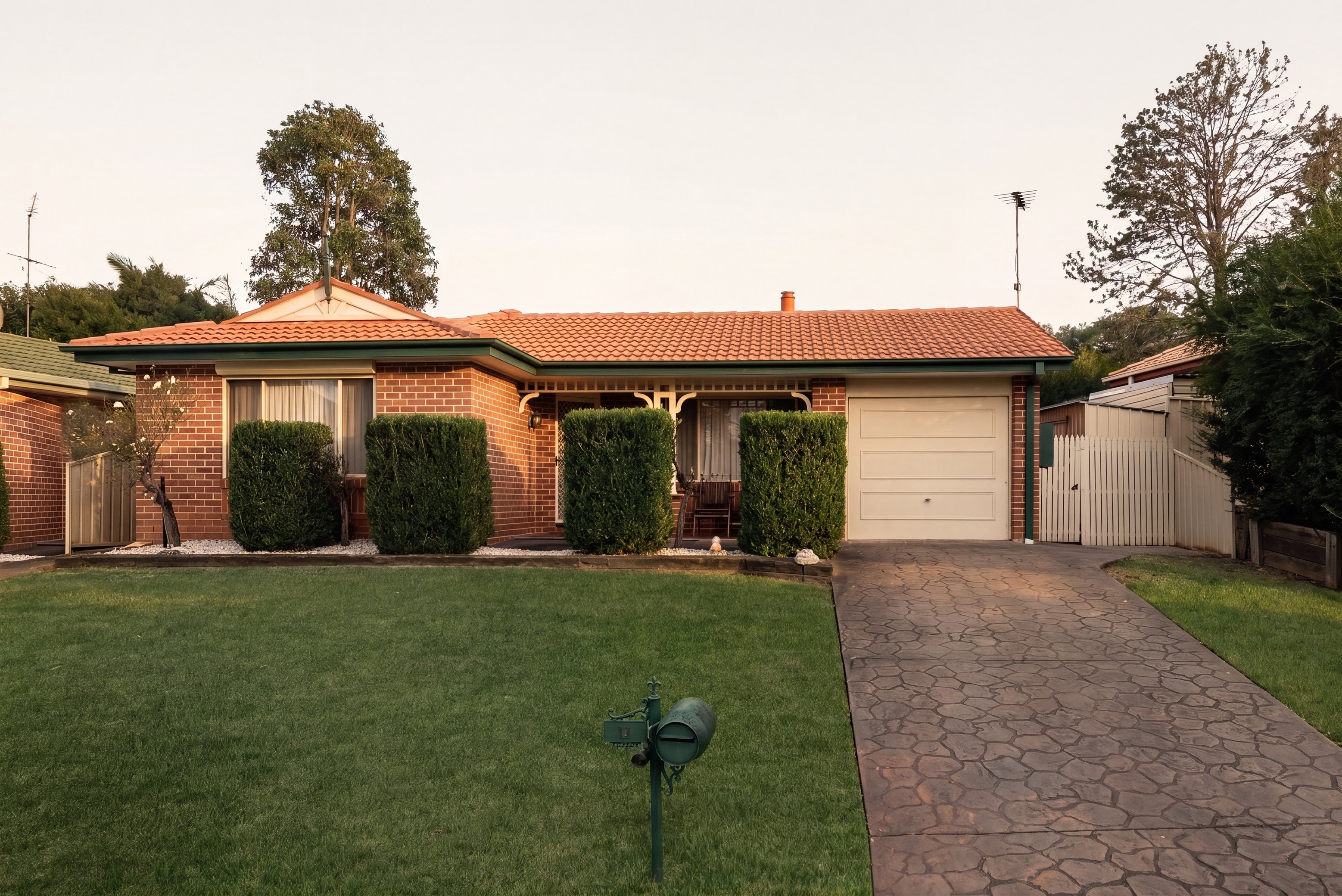 13 Rose Drive